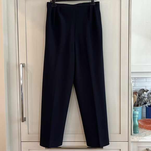 EUC Oscar de la Renta vintage navy bolero jacket drapey wider leg pant suit. - Picture 7 of 15